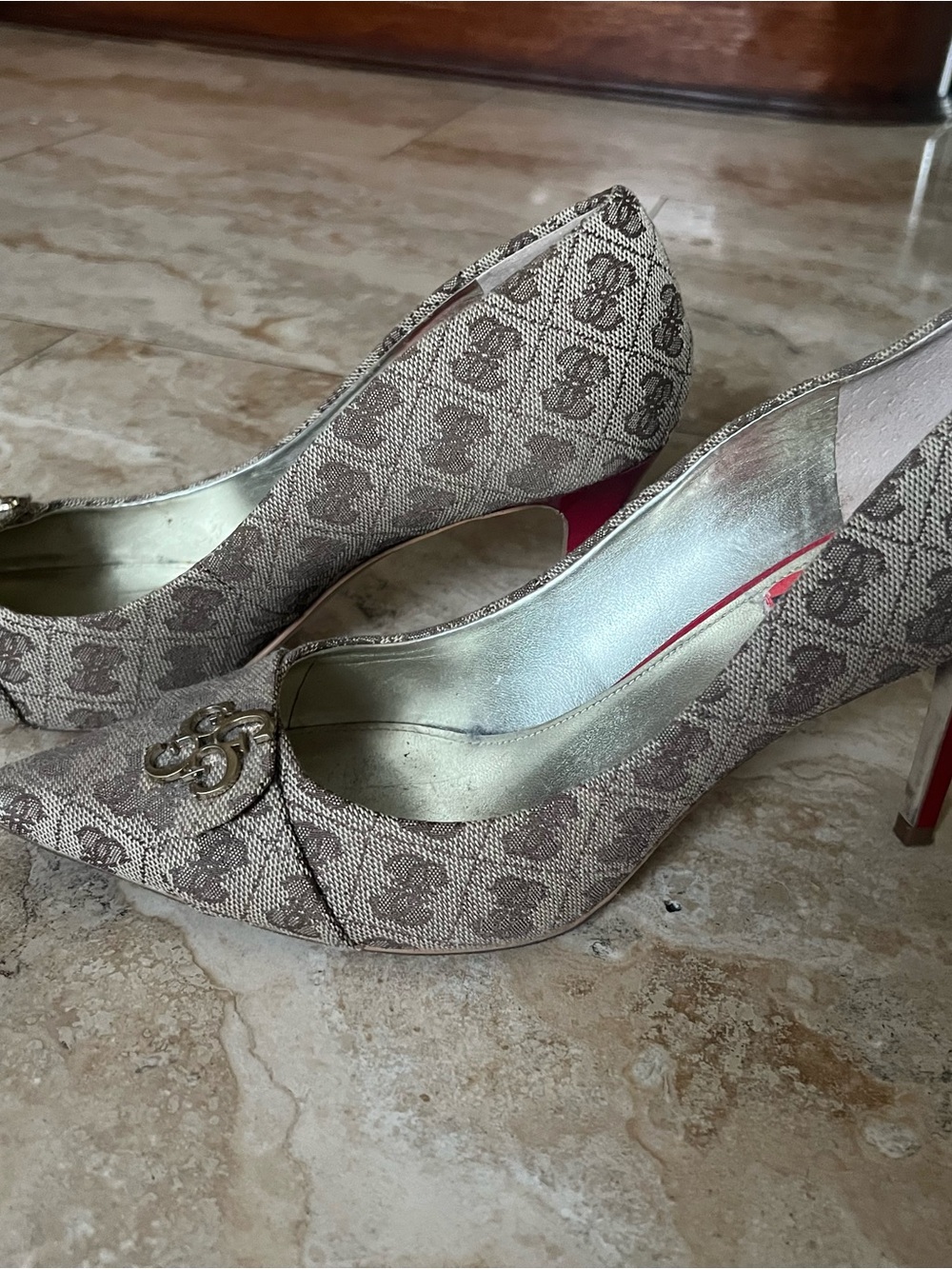 Women's Guess  Beige Patterned Pointed Toe Heels